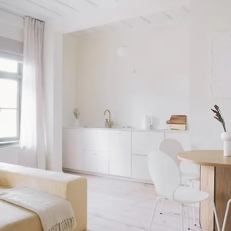 Avar Ja Hubane Stuudiokorter Kesklinnas Appartamento *